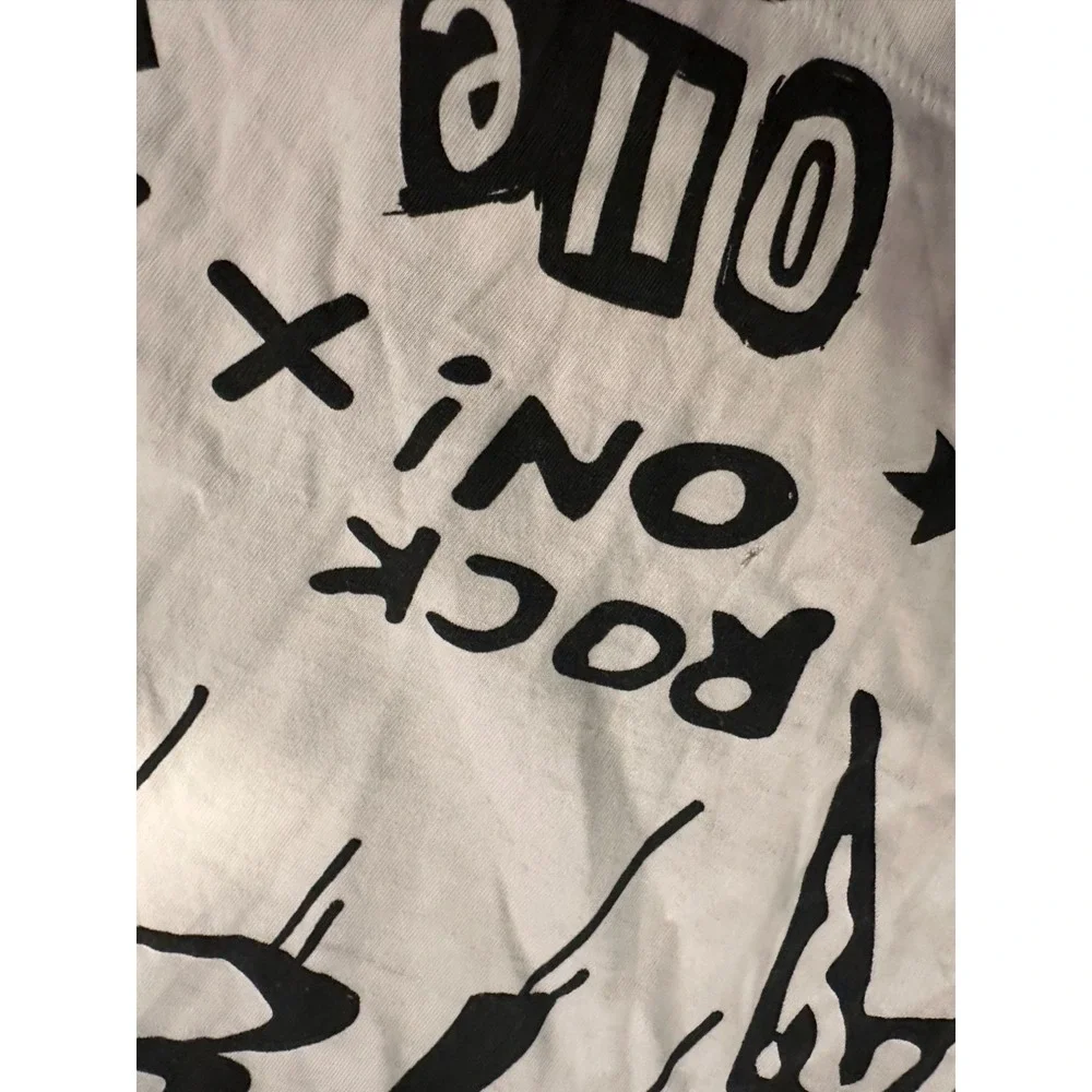 Guess Graphic Tee – Size S – "Rock On/Graffiti" Style - Picture 12 of 12